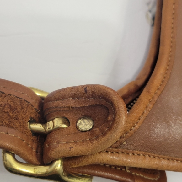 Brown Leather Crossbody Shoulder Bag. - Picture 8 of 9